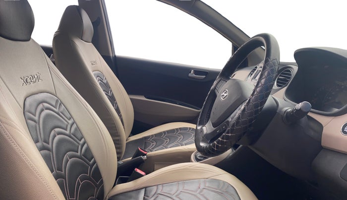 2014 Hyundai Xcent SX AT 1.2 (O), Petrol, Automatic, 66,135 km, Right Side Front Door Cabin