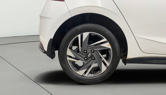 2021 Hyundai NEW I20 ASTA (O) 1.2 MT, Petrol, Manual, 19,506 km, Right Rear Wheel