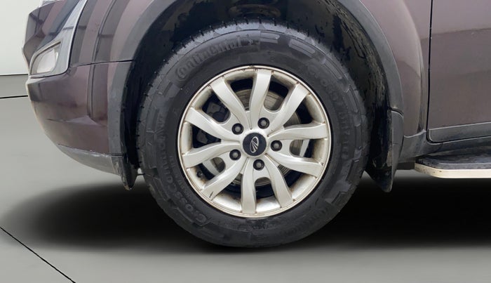 2017 Mahindra XUV500 W10 AT, Diesel, Automatic, 78,236 km, Left Front Wheel