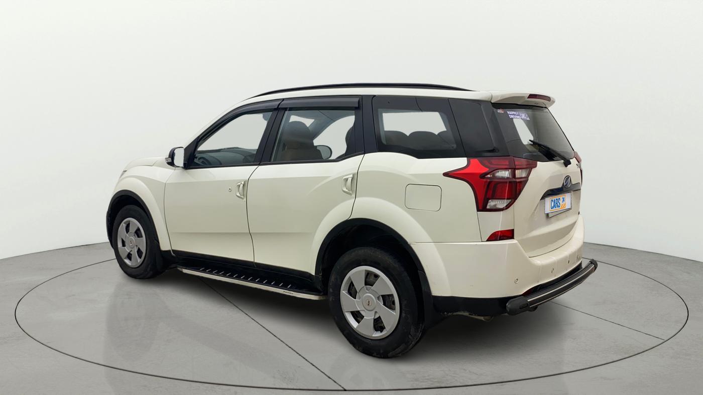 2020 Mahindra XUV500 W7, Diesel, Manual, 79,758 km, Left Back Diagonal