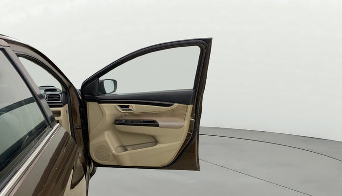 2017 Maruti Ciaz DELTA 1.4 MT PETROL, Petrol, Manual, 67,271 km, RHS Front Door