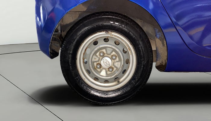 2014 Hyundai Eon D-LITE+, Petrol, Manual, 21,803 km, Right Rear Wheel