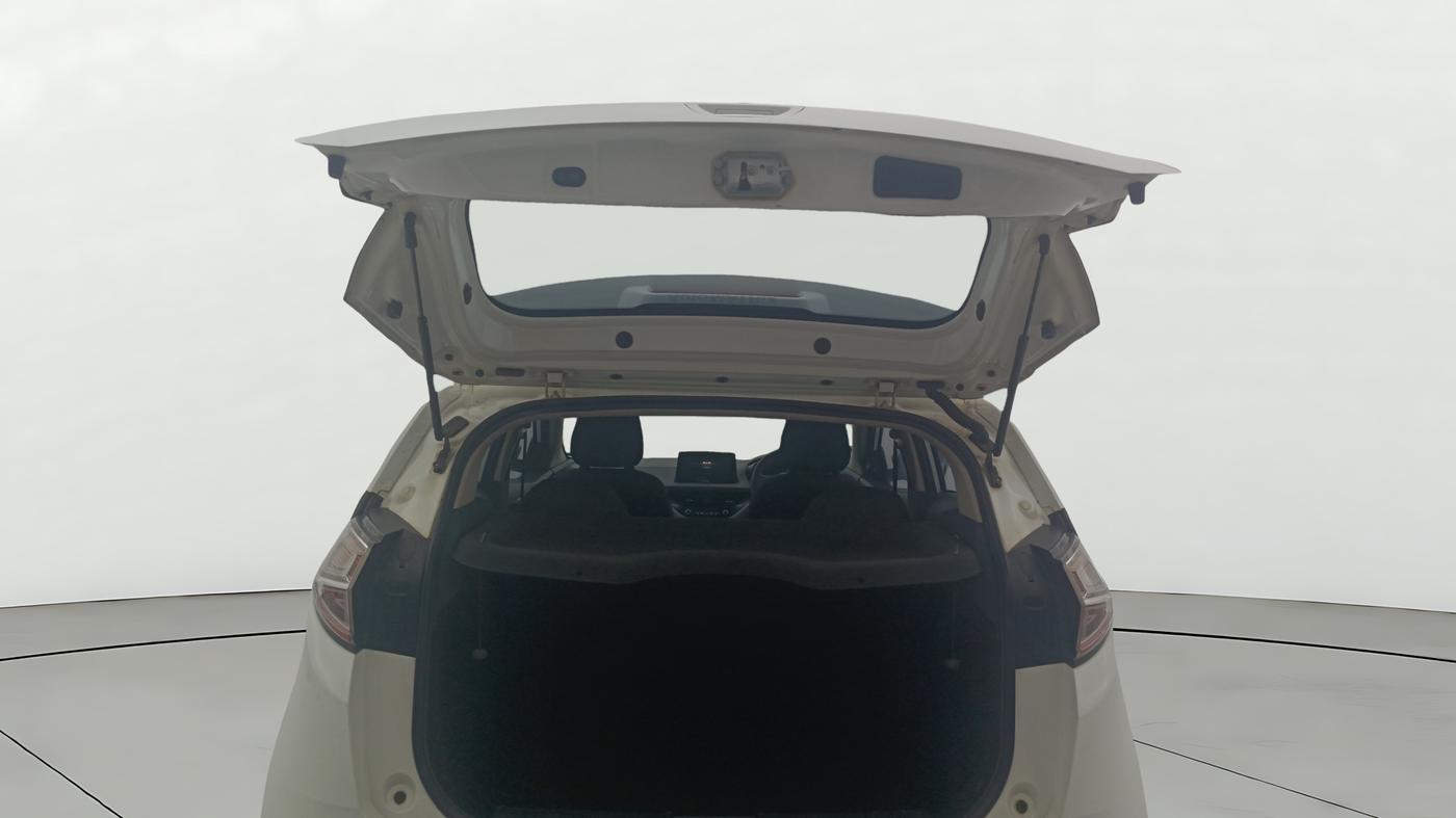 2018 Tata NEXON XM DIESEL, Diesel, Manual, 97,923 km, Boot Door Open