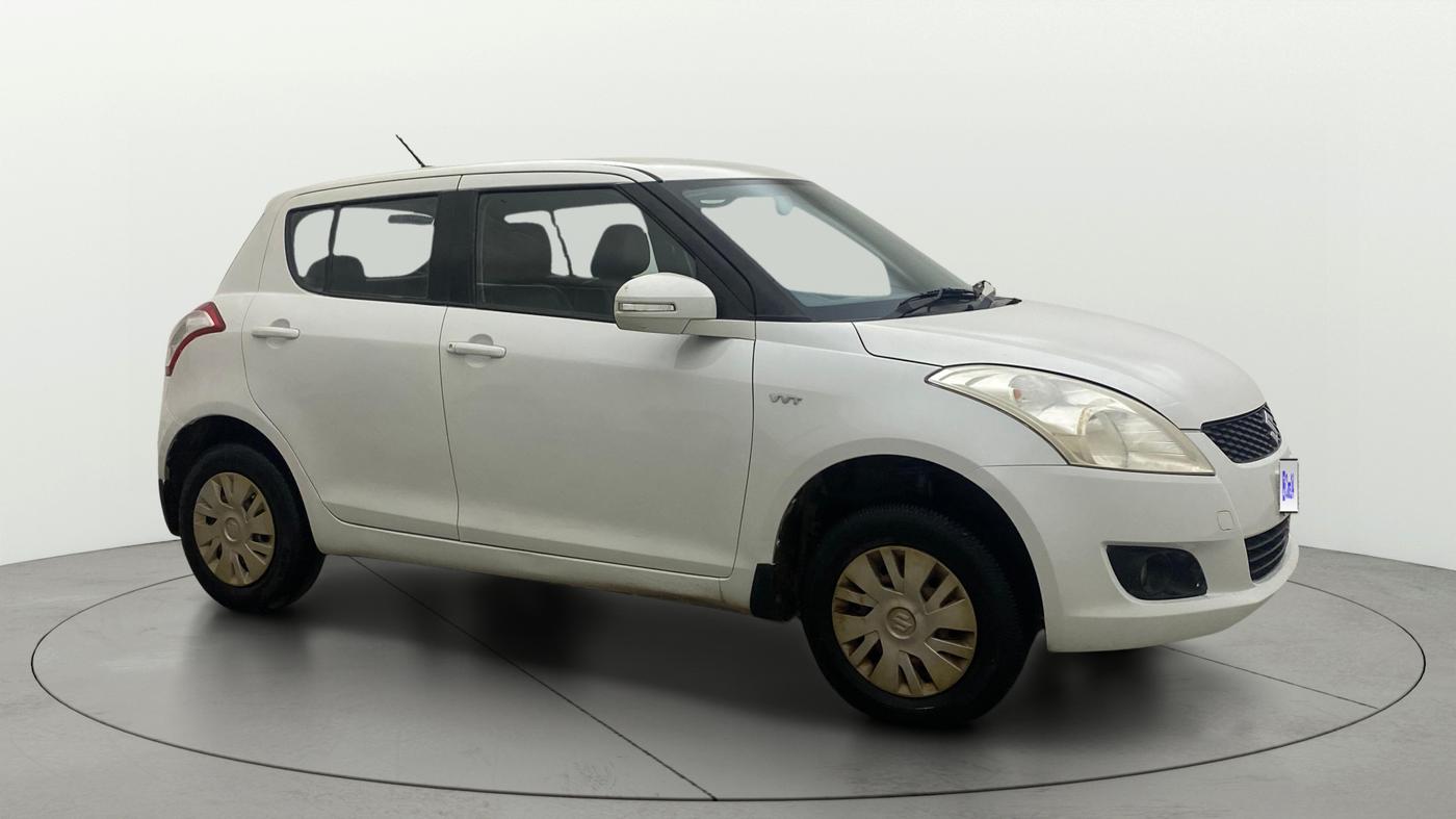 2013 Maruti Swift VXI, Petrol, Manual, 1,25,352 km, Right Front Diagonal