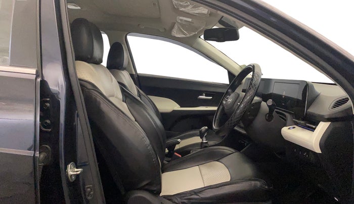 2023 Hyundai Verna SX 1.5 l MPI, Petrol, Manual, 50,633 km, Right Side Front Door Cabin