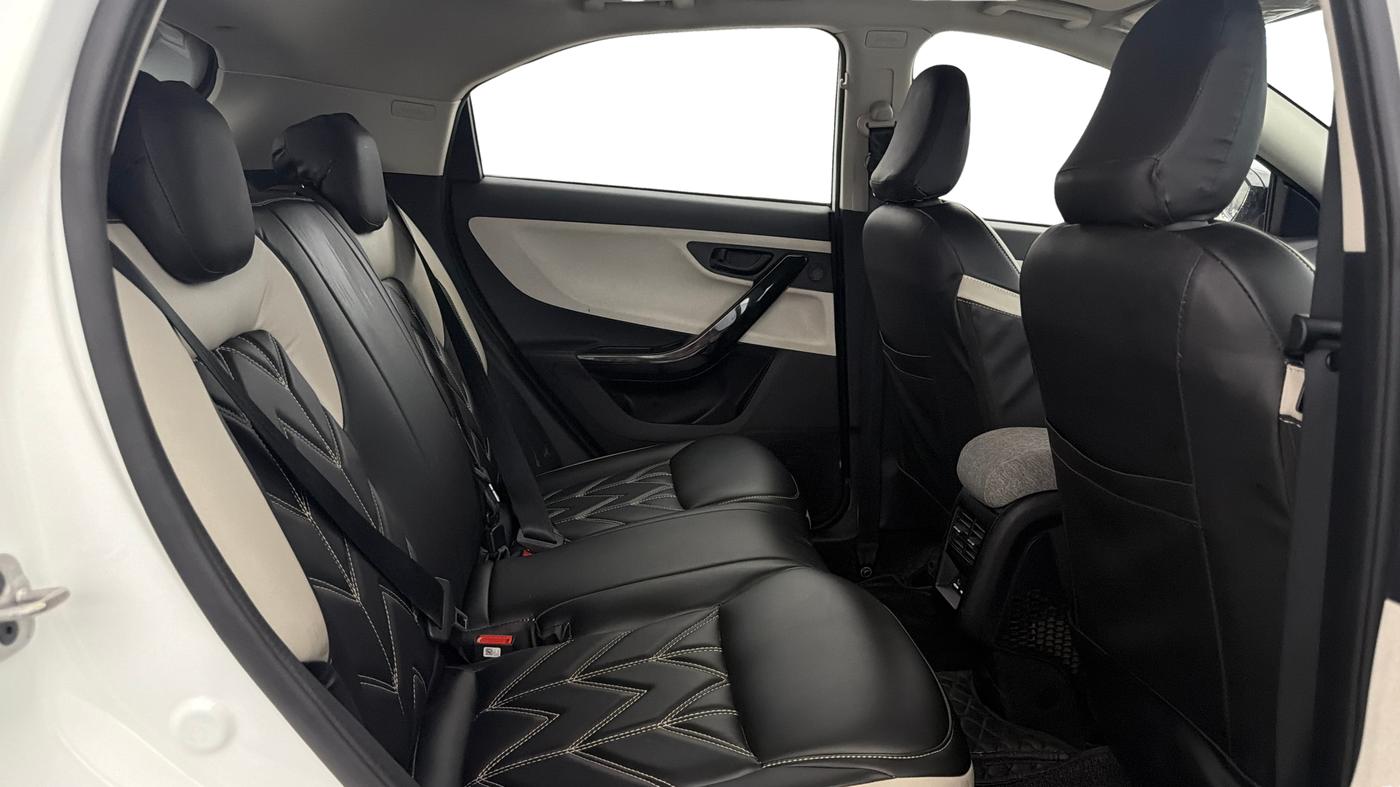 2024 Tata Curvv Pure Plus S 1.2 Petrol 6MT, Petrol, Manual, 17,191 km, Right Side Rear Door Cabin