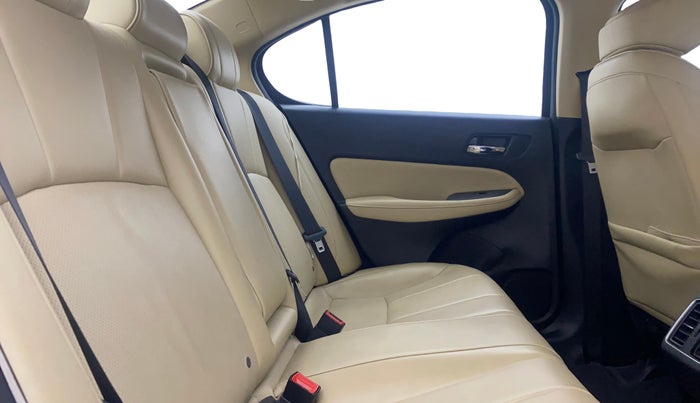 2021 Honda City 1.5L I-VTEC ZX, Petrol, Manual, 32,609 km, Right Side Rear Door Cabin