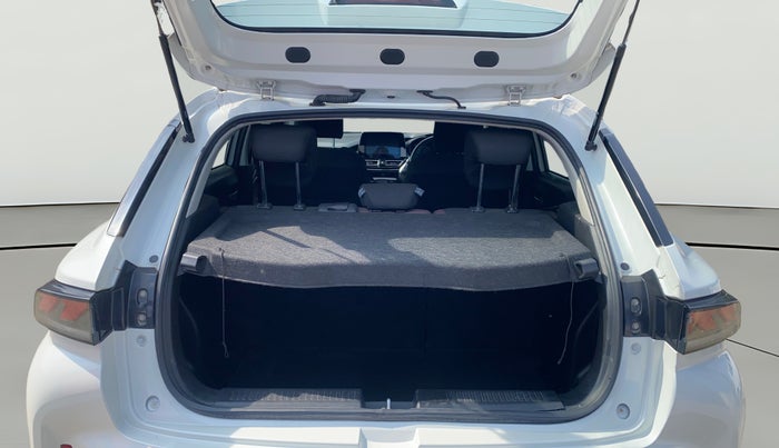 2023 Maruti FRONX ALPHA 1.0L TURBO 6 AT, Petrol, Automatic, 10,583 km, Boot Open Zoomed View