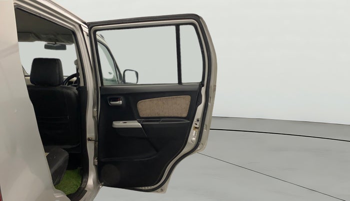 2015 Maruti Wagon R 1.0 VXI, Petrol, Manual, 1,11,487 km, RHS Rear Door