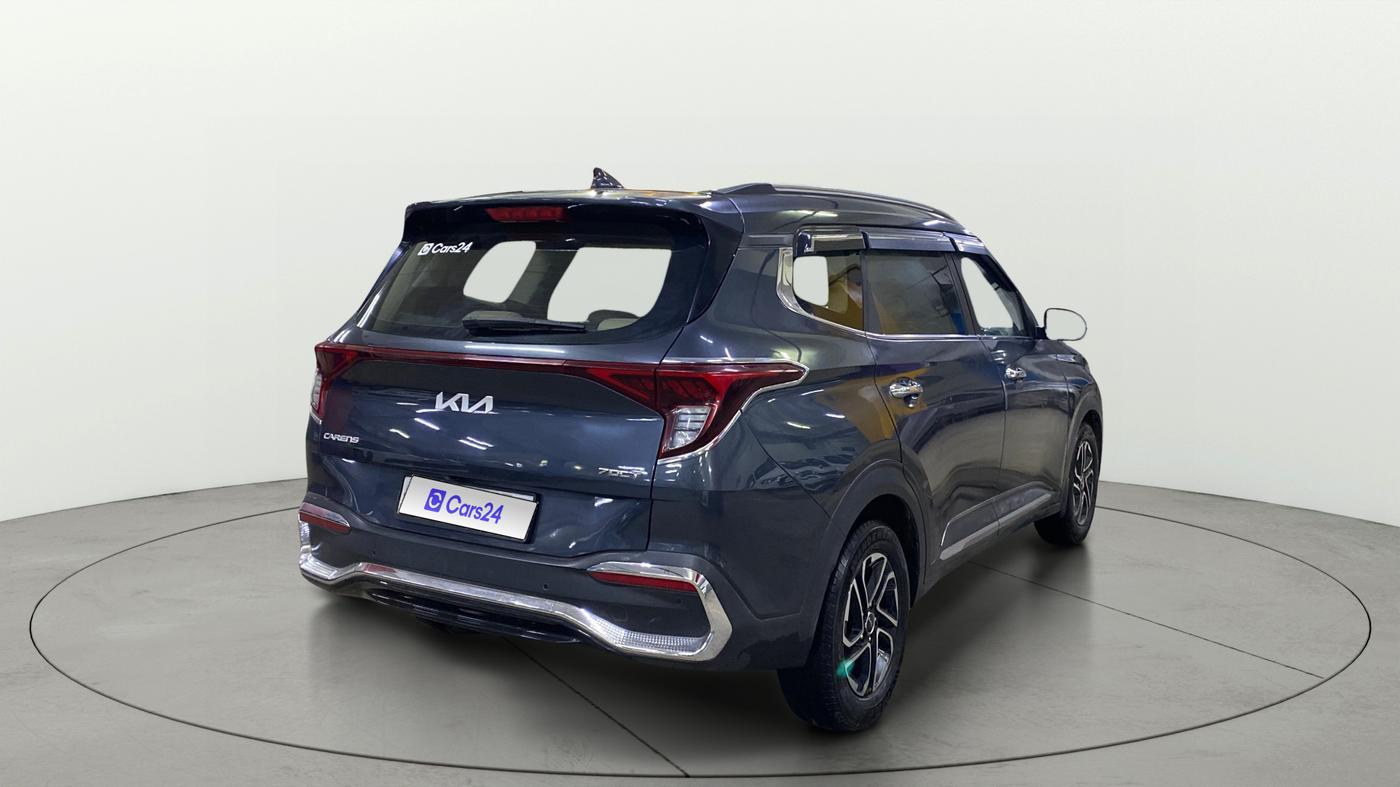 2022 KIA CARENS LUXURY PLUS 1.4 PETROL DCT 7 STR, Petrol, Automatic, 26,757 km, Right Back Diagonal