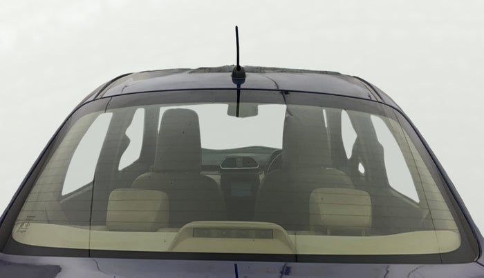 2017 Maruti Dzire ZDI AMT, Diesel, Automatic, 1,18,523 km, Rear Windshield