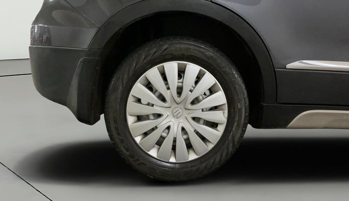 2022 Maruti S Cross SIGMA 1.5, Petrol, Manual, 69,882 km, Right Rear Wheel