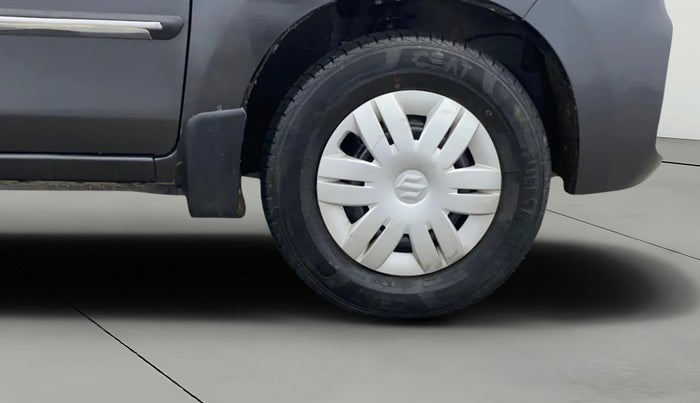 2019 Maruti Alto LXI, Petrol, Manual, 10,642 km, Right Front Wheel