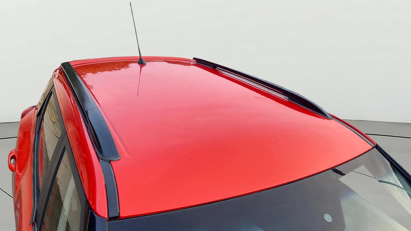 2019 Mahindra XUV300 W8 1.2 PETROL, Petrol, Manual, 80,467 km, Roof