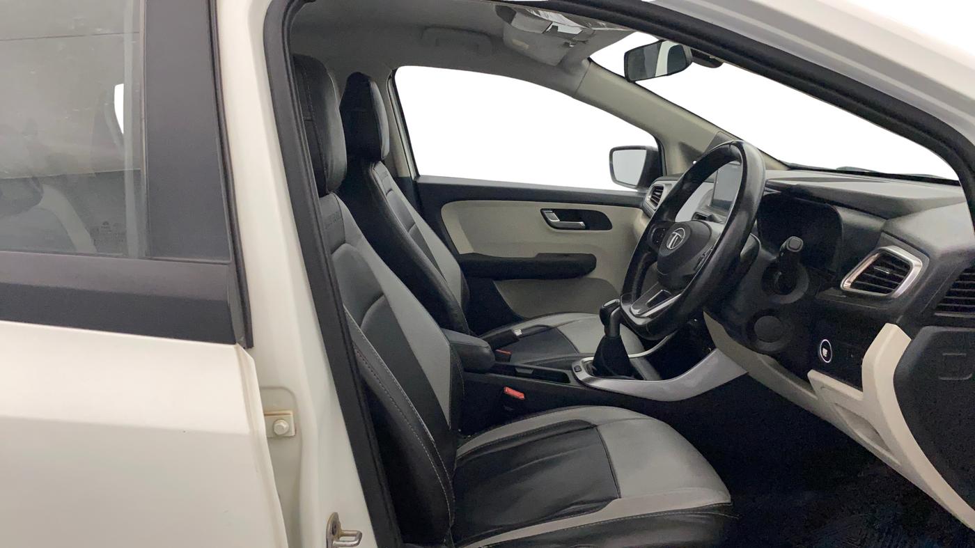 2021 Tata ALTROZ XZ I-TURBO PETROL, Petrol, Manual, 16,822 km, Right Side Front Door Cabin