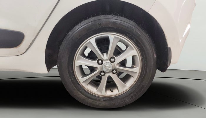 2016 Hyundai Grand i10 ASTA (O) AT 1.2 KAPPA VTVT, Petrol, Automatic, 31,525 km, Left Rear Wheel