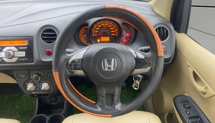 2014 Honda Amaze 1.5L I-DTEC S, Diesel, Manual, 75,993 km, Steering Wheel Close Up