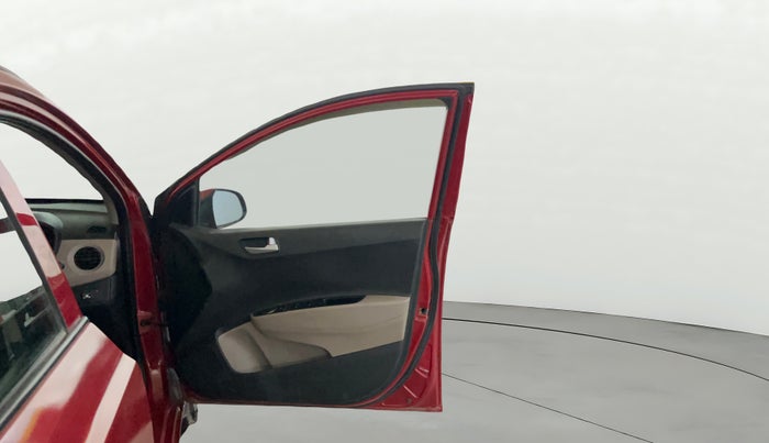 2018 Hyundai Grand i10 SPORTZ (O) AT 1.2 KAPPA VTVT, CNG, Automatic, 48,072 km, RHS Front Door