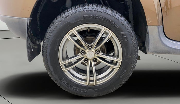 2013 Renault Duster RXL PETROL, Petrol, Manual, 1,12,488 km, Right Rear Wheel