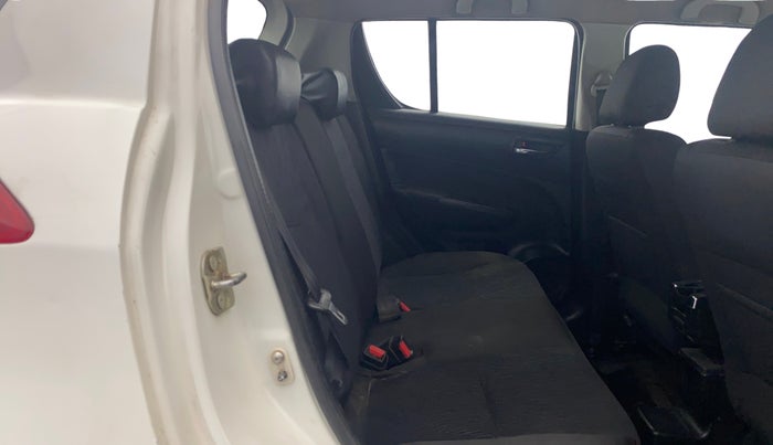 2016 Maruti Swift VDI, Diesel, Manual, 97,238 km, Right Side Rear Door Cabin