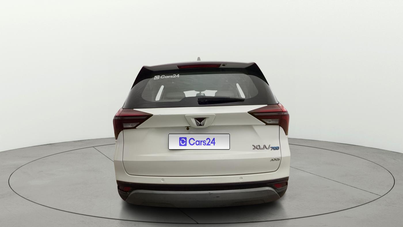 2022 Mahindra XUV700 AX 5 P MT 7 STR, Petrol, Manual, 55,215 km, Back/Rear