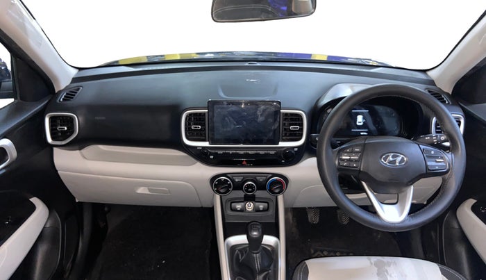 2022 Hyundai VENUE S(O) 1.2, Petrol, Manual, 10,700 km, Dashboard