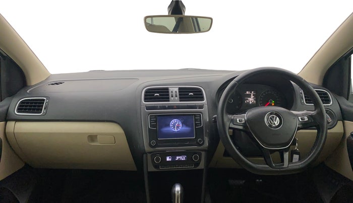 2021 Volkswagen Vento HIGHLINE PLUS 1.0L TSI AT, Petrol, Automatic, 77,947 km, Dashboard