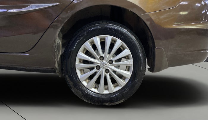 2015 Maruti Ciaz VDI+ SHVS, Diesel, Manual, 86,285 km, Left Rear Wheel