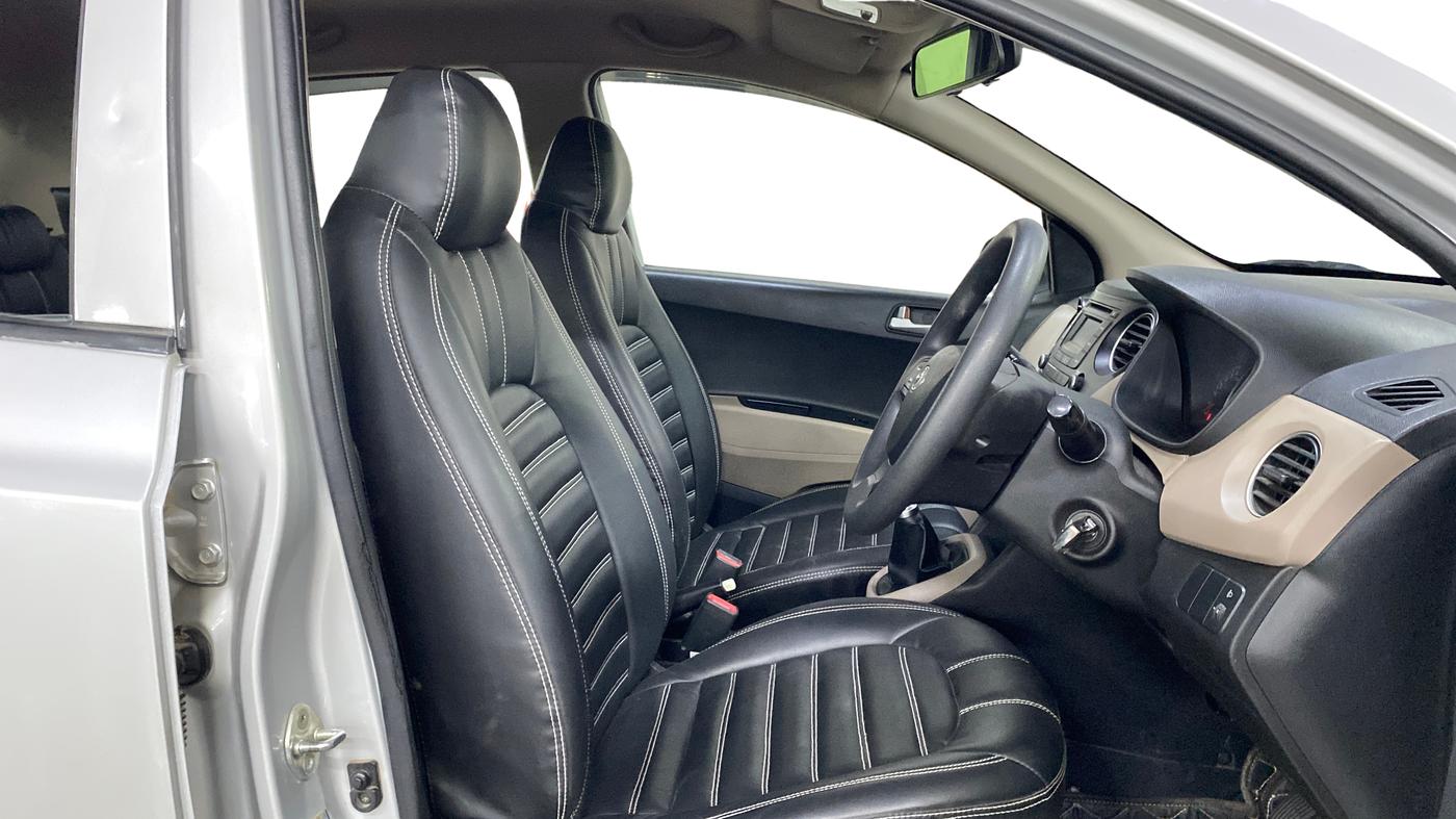 2015 Hyundai Grand i10 SPORTZ 1.2 KAPPA VTVT, Petrol, Manual, 82,207 km, Right Side Front Door Cabin