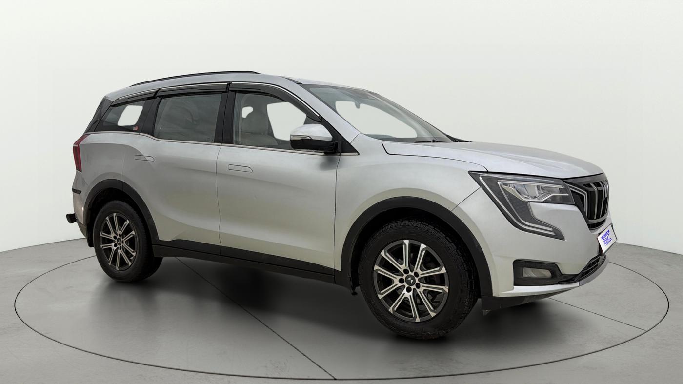 2022 Mahindra XUV700 AX 7 D AT 7 STR, Diesel, Automatic, 84,972 km, Right Front Diagonal