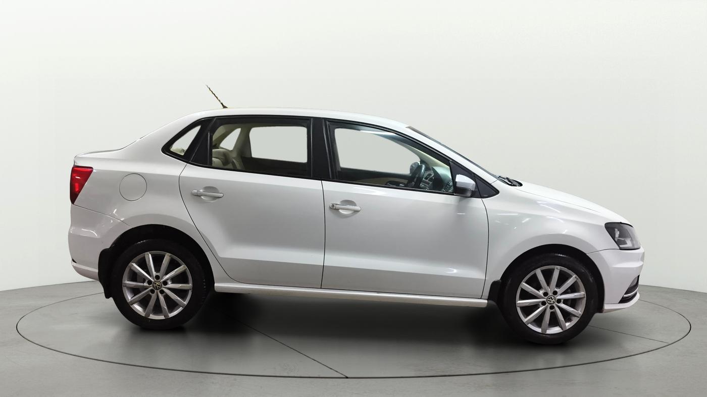 2018 Volkswagen Ameo HIGHLINE PLUS 1.0L 16 ALLOY, Petrol, Manual, 1,13,616 km, Right Side View