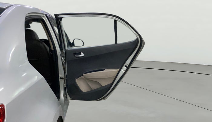 2018 Hyundai Xcent S 1.2, Petrol, Manual, 55,716 km, RHS Rear Door