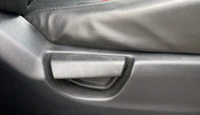 2022 Hyundai NEW SANTRO SPORTZ AMT, Petrol, Automatic, 14,874 km, Driver Side Adjustment Panel