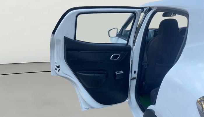 2018 Renault Kwid RXT 1.0 (O), Petrol, Manual, 27,015 km, LHS Rear Door