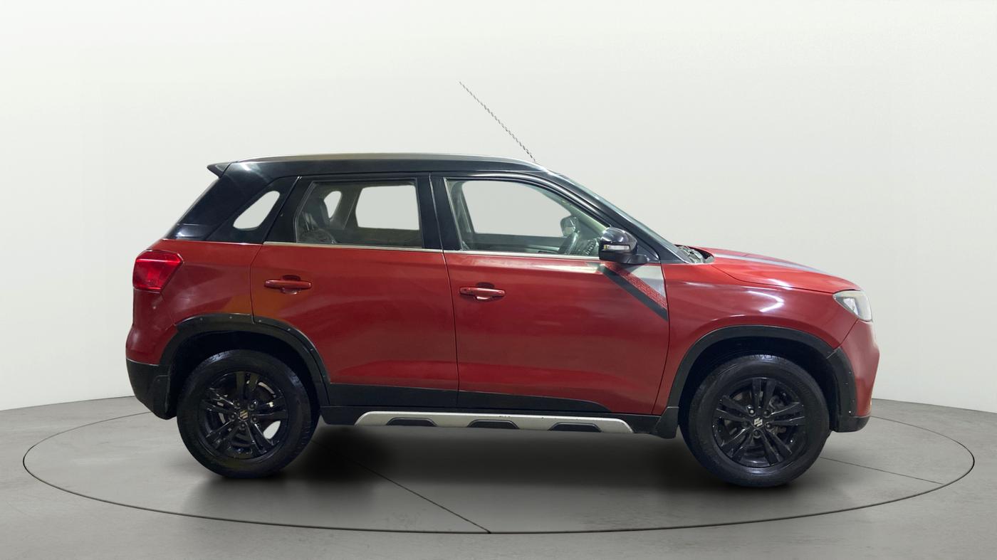 2019 Maruti Vitara Brezza ZDI PLUS, Diesel, Manual, 1,22,521 km, Right Side View