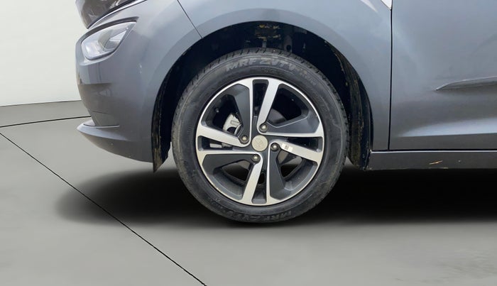 2021 Tata ALTROZ XZ PETROL, Petrol, Manual, 5,768 km, Left Front Wheel