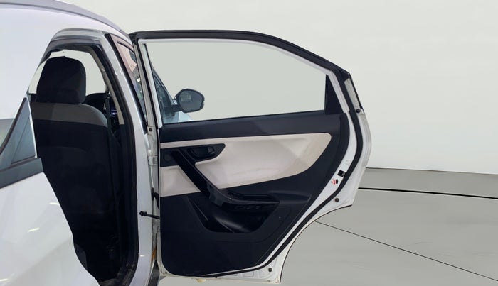 2025 Tata NEXON Pure S 1.2 iCNG, CNG, Manual, 23,295 km, RHS Rear Door