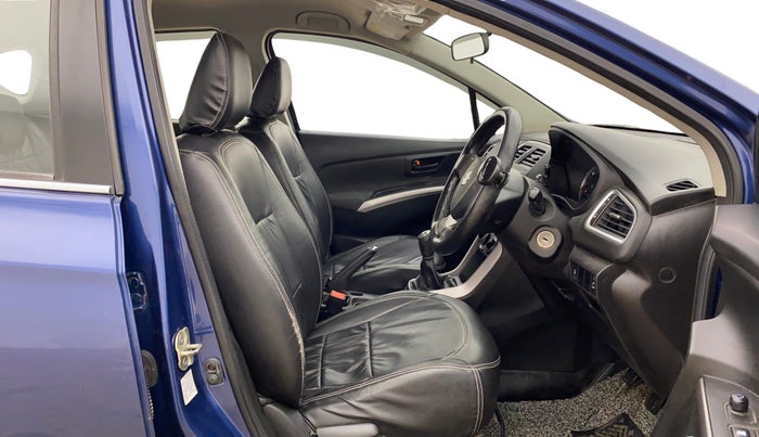 2020 Maruti S Cross SIGMA 1.5, Petrol, Manual, 1,14,919 km, Right Side Front Door Cabin