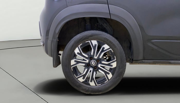 2022 Renault Kiger RXZ MT, Petrol, Manual, 36,490 km, Right Rear Wheel