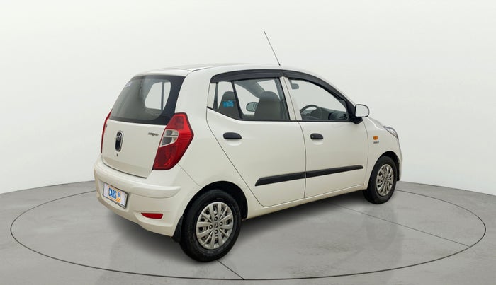 2015 Hyundai i10 MAGNA 1.1, Petrol, Manual, 60,693 km, Right Back Diagonal