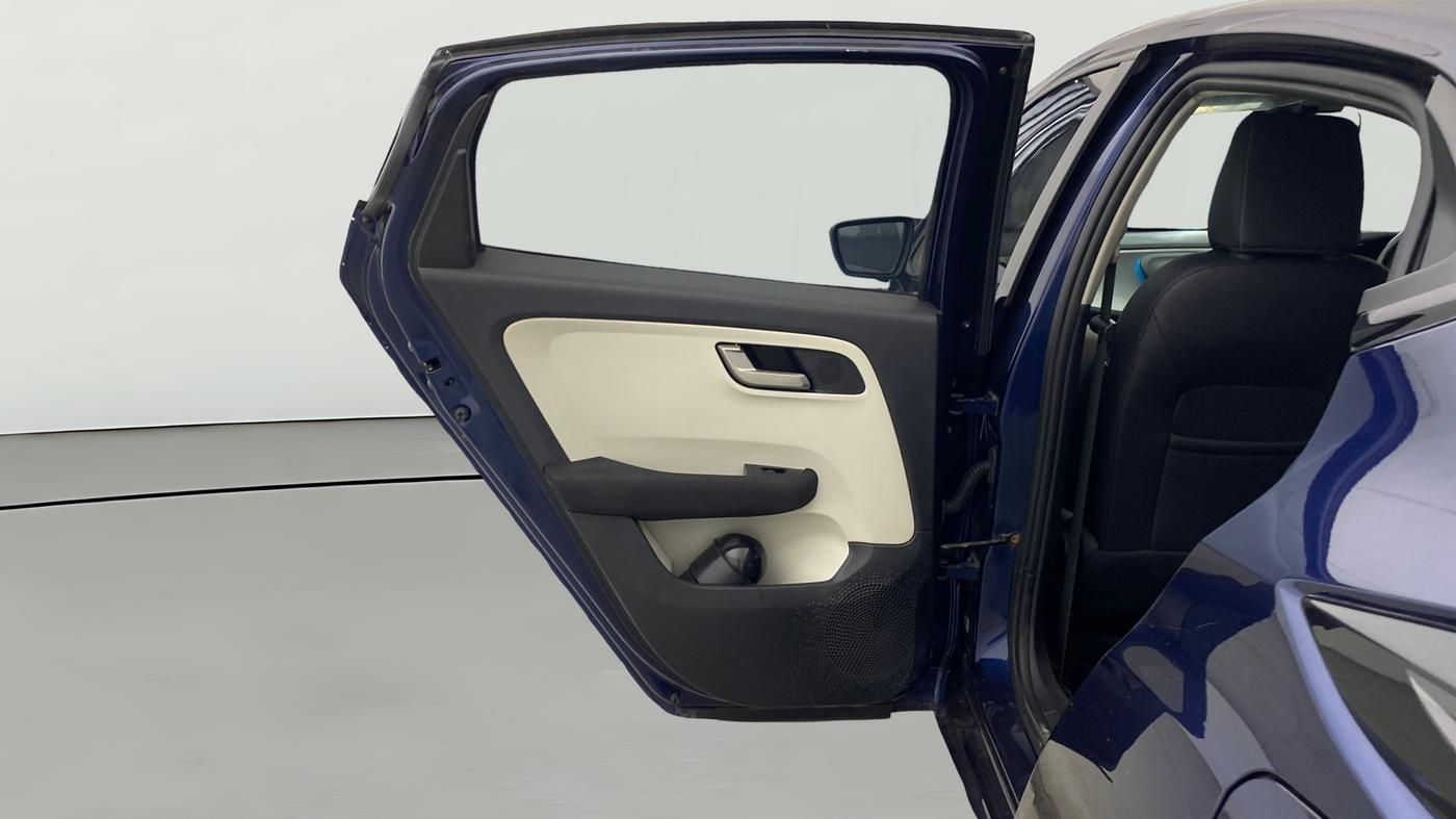 2023 Tata ALTROZ XZA PLUS (O) SUNROOF P , Petrol, Automatic, 26,917 km, LHS Rear Door