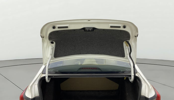 2024 Honda City 1.5L I-VTE V CVT, Petrol, Automatic, 15,496 km, Boot Door Open