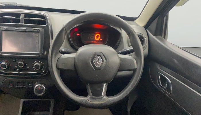 2018 Renault Kwid RXT 1.0 AMT, Petrol, Automatic, 44,455 km, Steering Wheel Close Up