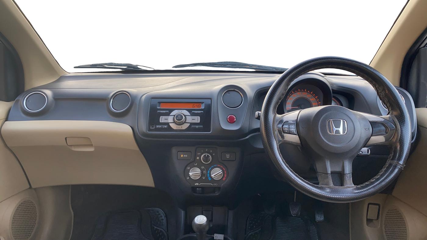 2014 Honda Brio S MT, Petrol, Manual, 67,544 km, Dashboard