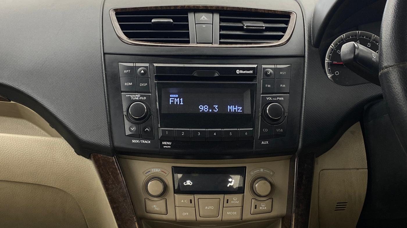 2016 Maruti Swift Dzire ZXI, Petrol, Manual, 55,610 km, Air Conditioner