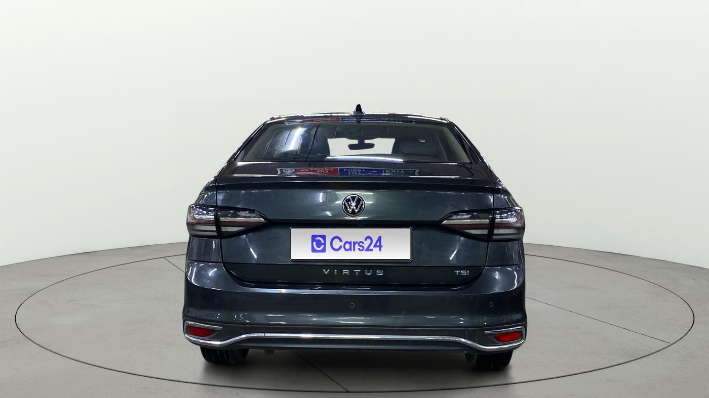 2024 Volkswagen VIRTUS TOPLINE TSI 1.0 AT, Petrol, Automatic, 53,700 km, Back/Rear