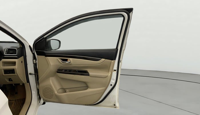 2016 Maruti Ciaz ZXI+ AT, Petrol, Automatic, 80,619 km, RHS Front Door