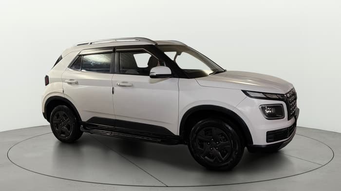 2023 Hyundai VENUE SX 1.2 PETROL, Petrol, Manual, 34,531 km, Right Front Diagonal