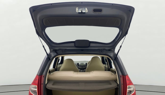 2014 Hyundai i10 SPORTZ 1.1, Petrol, Manual, 28,564 km, Boot Door Open