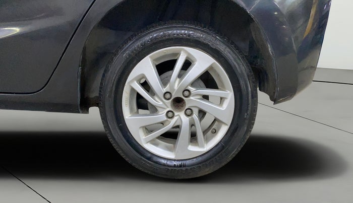 2016 Honda Jazz 1.2 V AT, Petrol, Automatic, 43,885 km, Left Rear Wheel